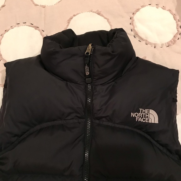 {sold} Northface vest - Picture 2 of 8